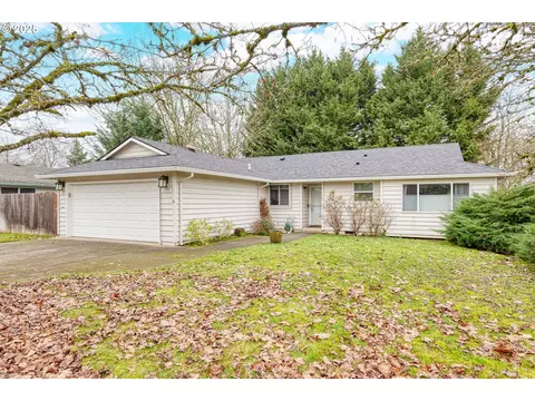 17145 SW Canby Ct, Beaverton, OR 97007