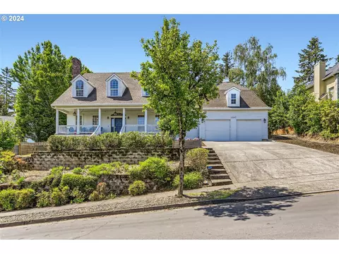 11287 SE 118th Ct, Happy Valley, OR 97086