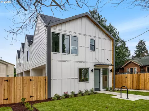 4986 SE Ogden St #5, Portland, OR 97206