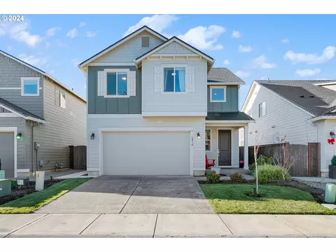 10710 NE 100th Ct, Vancouver, WA 98662