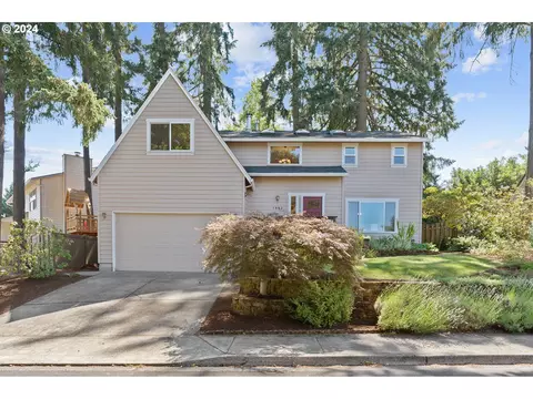 7963 SW Barnard Dr, Beaverton, OR 97007