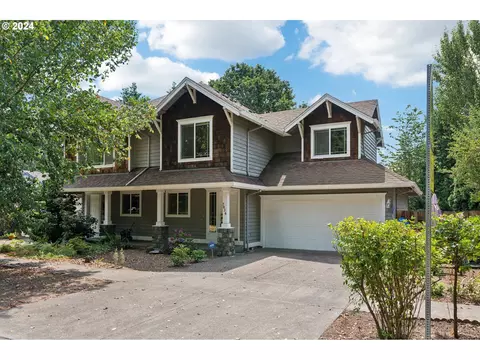 7036 NE Dogwood St, Hillsboro, OR 97124