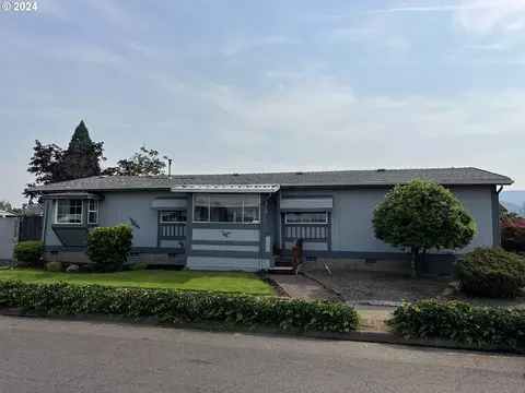 5256 Daisy St, Springfield, OR 97478