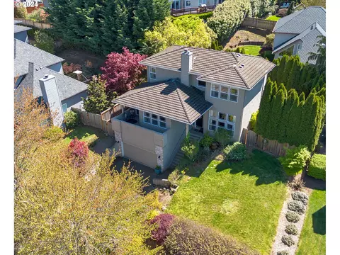 18419 SW Kelly View Loop, Beaverton, OR 97007