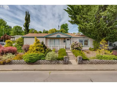 981 NW Cypress St, Mcminnville, OR 97128