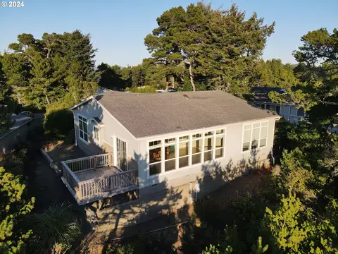 1601 Rhododendron Dr #635, Florence, OR 97439