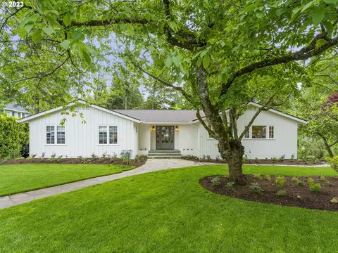 1192 Andrews Rd, Lake Oswego, OR 97034