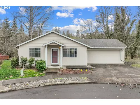 1801 SE Cedar Creek Pl, Gresham, OR 97080