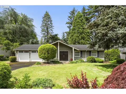 5919 SW Kenny St, Lake Oswego, OR 97035
