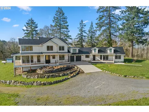 16267 S Crossover Rd, Molalla, OR 97038