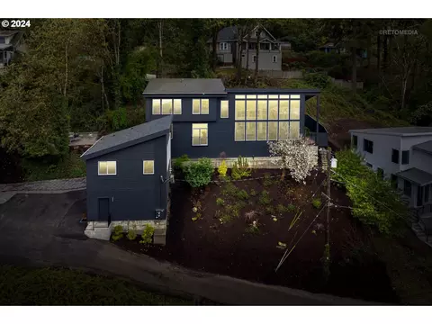 9306 NW Hardy Ave, Portland, OR 97231