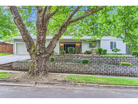 6565 SW Nehalem Ln, Beaverton, OR 97007
