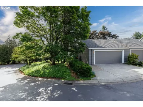 44 Greenridge Ct, Lake Oswego, OR 97035