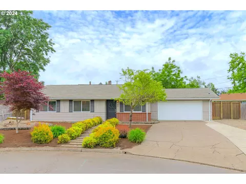 54 Van Fossen Ct, Eugene, OR 97404