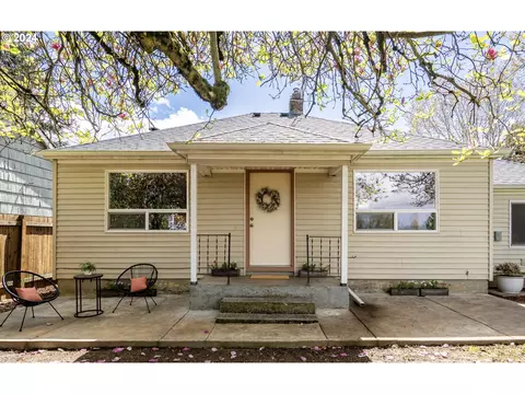 4515 NE Holman Pl, Portland, OR 97218