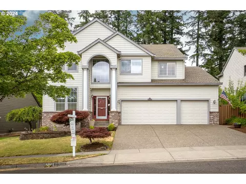 12025 SW Turnstone Ave, Beaverton, OR 97007