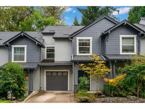 1924 NE 50th Way, Hillsboro, OR 97124