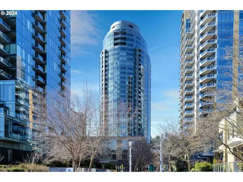 3601 S River Pkwy #1708, Portland, OR 97239