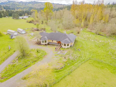 1039 Rose Valley Rd, Kelso, WA 98626