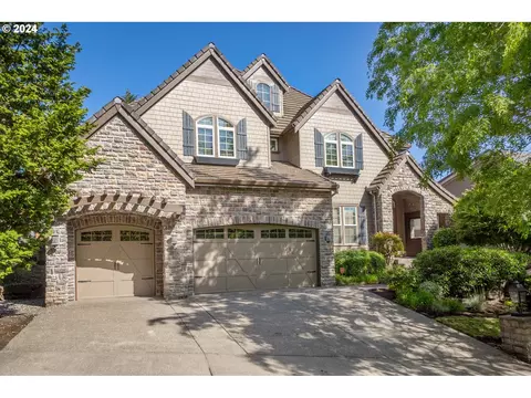 8821 SW Marseilles Dr, Beaverton, OR 97007