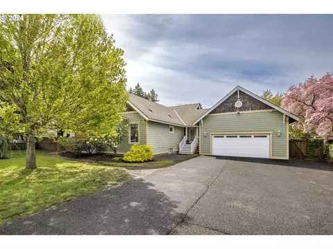 5434 SE King Rd, Milwaukie, OR 97222