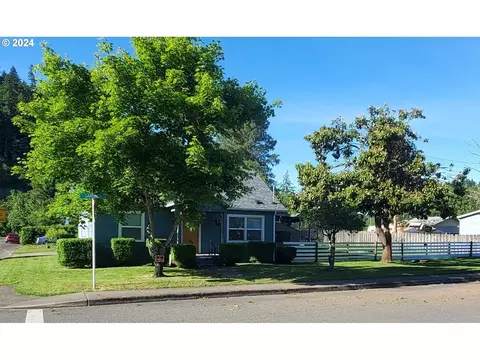 452 Gardner Ave, Drain, OR 97435