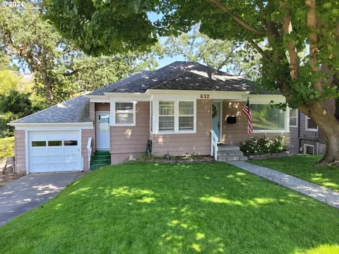 632 NW 8th St, Pendleton, OR 97801