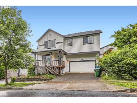 37851 Hamilton Ridge Dr, Sandy, OR 97055