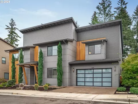 11715 SW Sophia Ct, Portland, OR 97225