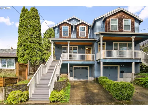713 NE Skidmore St, Portland, OR 97211