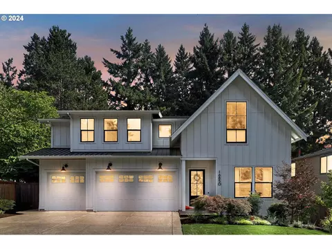 16850 Cortez Ct, Lake Oswego, OR 97035