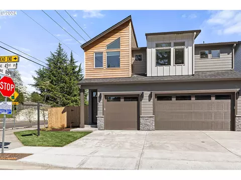 8739 NE 43rd Pl, Vancouver, WA 98665