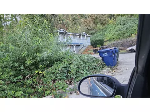 421 S 58th St, Springfield, OR 97478 photo 1