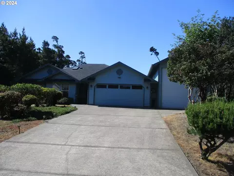 87820 Limpit Ln, Florence, OR 97439