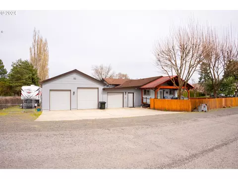 122 S Water St, Weston, OR 97886
