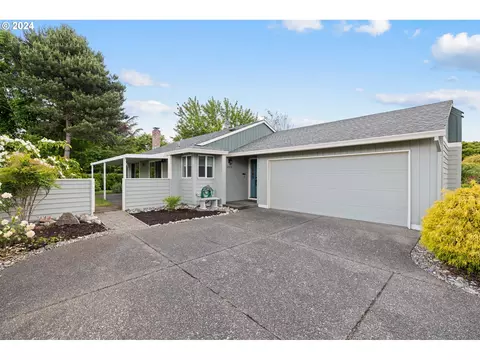 2416 SE Balboa Dr, Vancouver, WA 98683