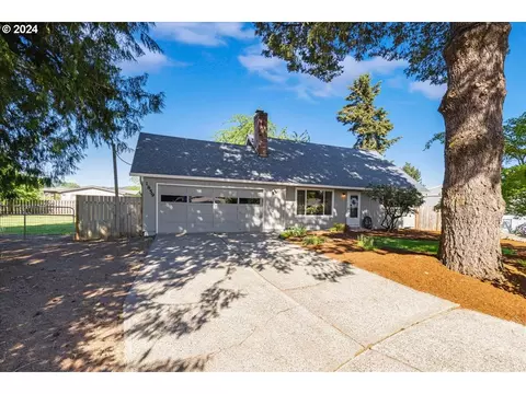 1859 SW Lavenir Ter, Forest Grove, OR 97116