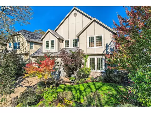 1085 SE Rimrock Ln, Milwaukie, OR 97267