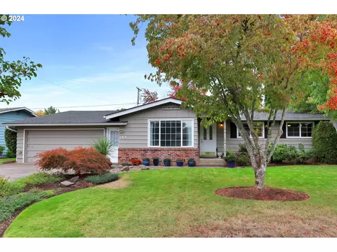99 Wedgewood Dr, Eugene, OR 97404