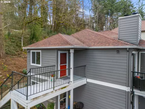 6341 White Tail Dr #66, West Linn, OR 97068