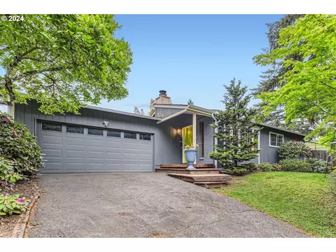 9423 NE Schuyler St, Portland, OR 97220