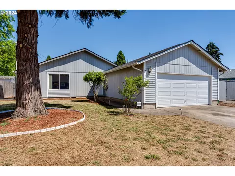 480 W Olympic St, Springfield, OR 97477