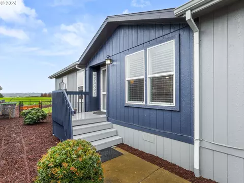 4155 NE Three Mile Ln #55, Mcminnville, OR 97128