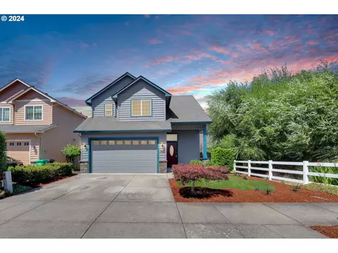 1786 Heath Dr, Eugene, OR 97402