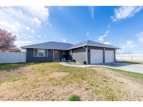 405 NE 4th St, Hermiston, OR 97838