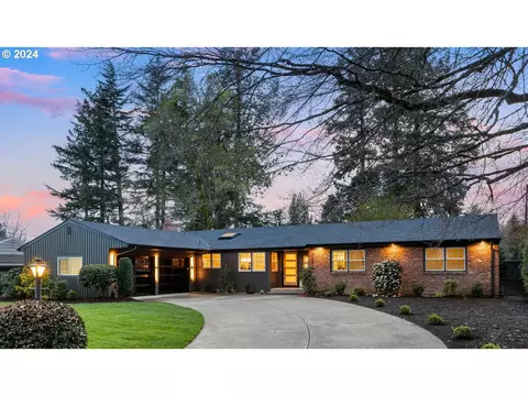 3605 SW 57th Ave, Portland, OR 97221
