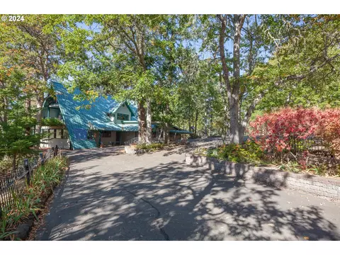 3461 Fir Mountain Loop, Hood River, OR 97031