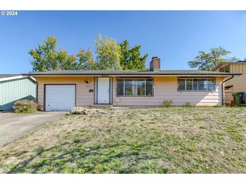 3425 Kincaid St, Eugene, OR 97405
