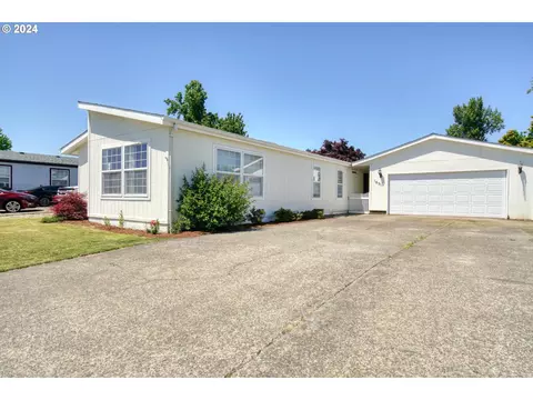 1691 NW Del Monte Dr, Mcminnville, OR 97128