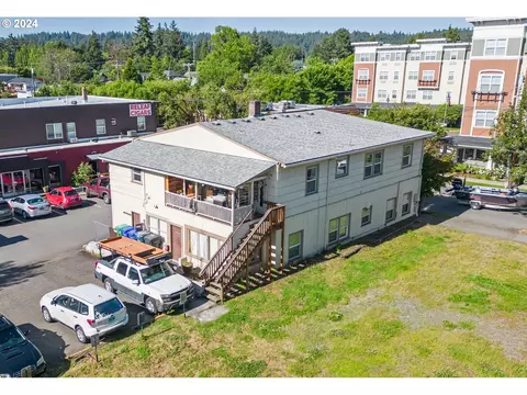 8512 SE 17th Ave, Portland, OR 97202